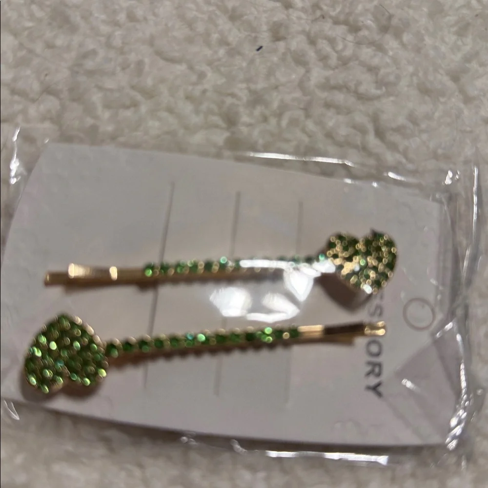 Heart Rhinestone Hair Clips Set - Picture 14 of 15